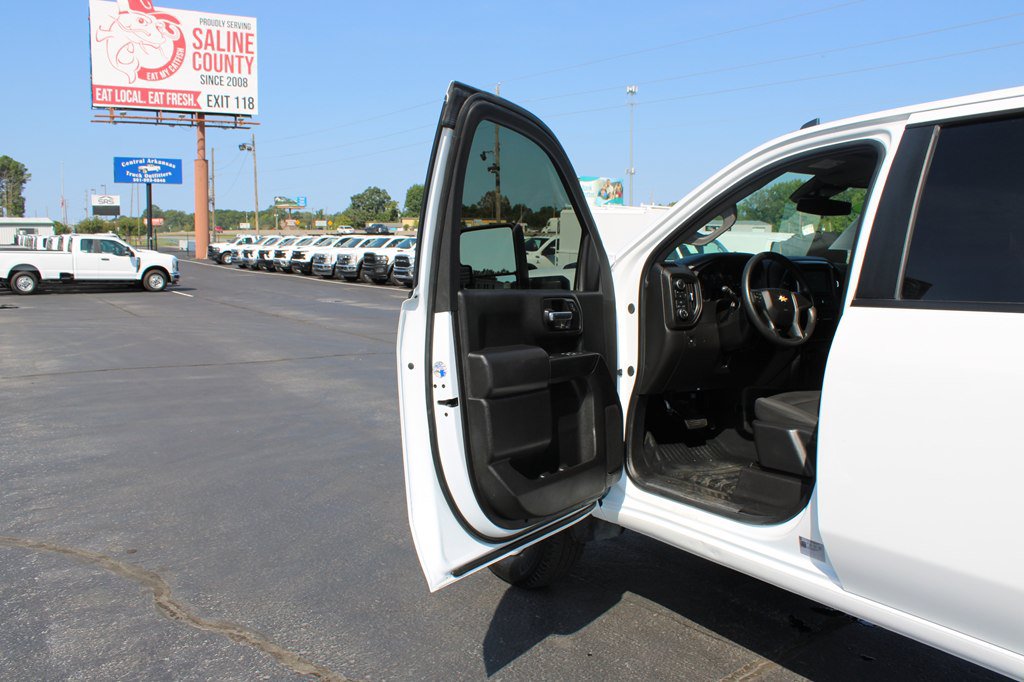 Used 2025 Chevrolet Silverado 3500 W/T AWD/4WD image 20