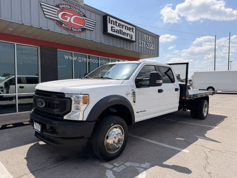 Used 2022 Ford F550 4x4 Crew Cab Super Duty w/ Power Equipment Group image 5
