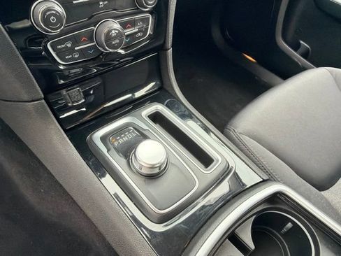 Used 2023 Chrysler 300 Touring w/ Sport Appearance Package AWD/4WD image 20