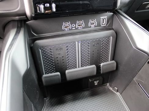 New 2026 RAM 1500 Laramie AWD/4WD image 43