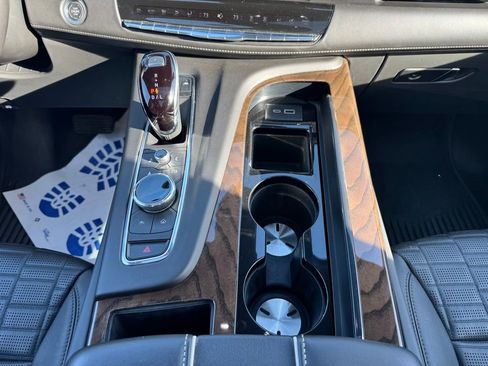 Certified 2024 Cadillac Escalade Sport Platinum w/ LPO, Floor Liner Package image 21