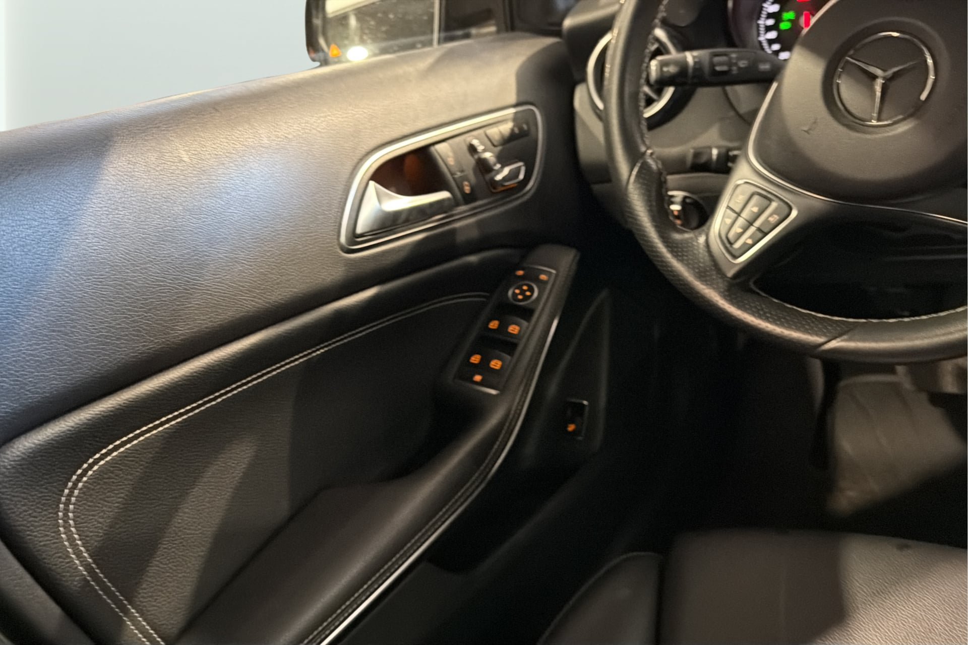 Used 2018 Mercedes-Benz GLA 250 image 19