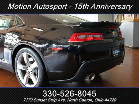 Used 2014 Chevrolet Camaro SS w/ RS Package RWD image 6