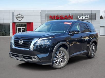 Certified 2025 Nissan Pathfinder SV