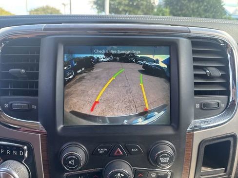 Used 2017 RAM 1500 Laramie w/ Convenience Group image 26