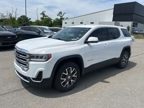 Used 2022 GMC Acadia SLE FWD image 3