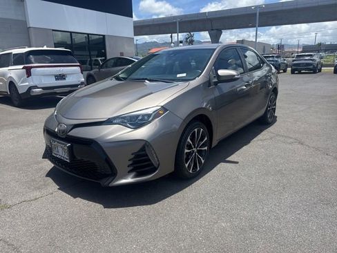 Used 2018 Toyota Corolla SE FWD image 1