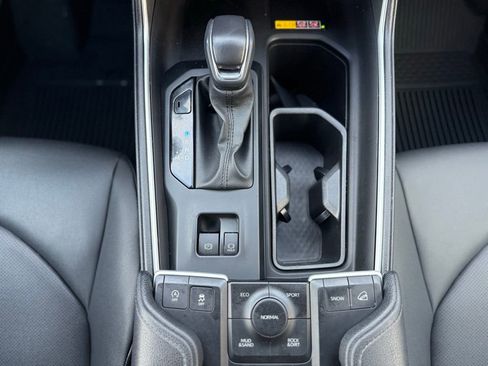 Used 2024 Toyota Grand Highlander XLE image 28