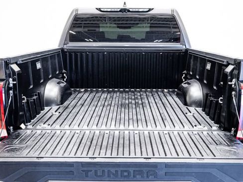 Used 2024 Toyota Tundra Limited AWD/4WD image 33