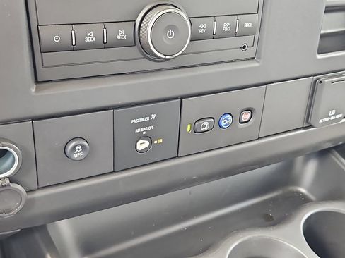 New 2026 Chevrolet Express 3500 w/ Power Convenience Package RWD image 9