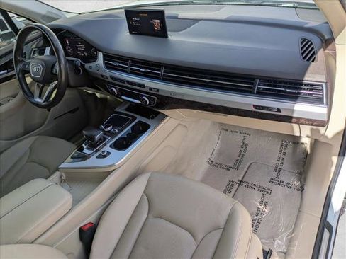 Used 2019 Audi Q7 2.0T Premium Plus w/ Premium Plus Package AWD/4WD image 25