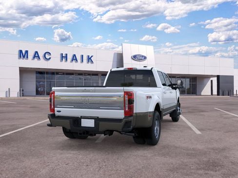 New 2026 Ford F350 King Ranch w/ FX4 Off-Road Package AWD/4WD image 8