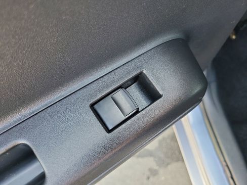 Used 2011 Scion xB FWD image 16