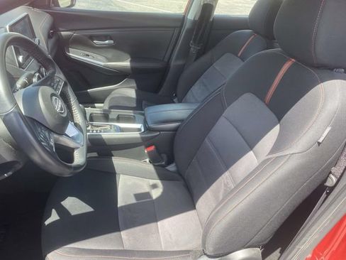 Used 2024 Nissan Sentra SR FWD image 11