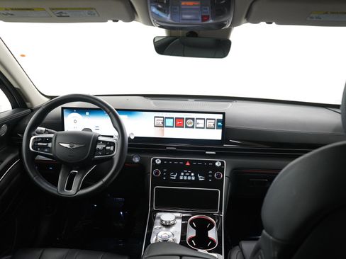 Used 2025 Genesis GV80 2.5T Standard image 15