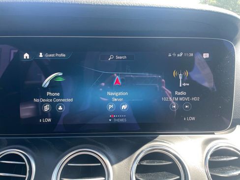 Used 2023 Mercedes-Benz E 350 E 350 4MATIC AWD 4dr Sedan image 34