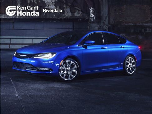 Used 2015 Chrysler 200 S w/ Navigation & Sound Group I FWD image 1
