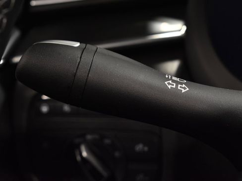 Certified 2025 INFINITI QX55 Essential w/ Accent Package image 16