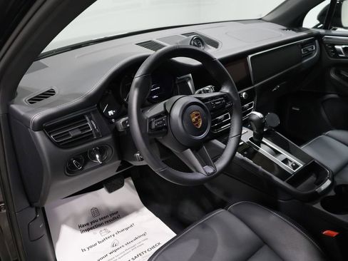 Used 2026 Porsche Macan GTS image 14