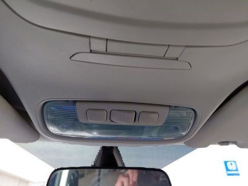 Used 2015 Ford Transit Connect XLT image 17