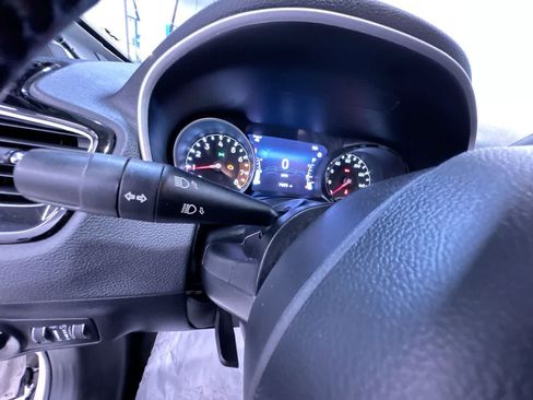 Used 2021 Jeep Compass Limited FWD image 18