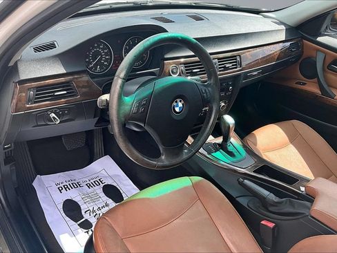Used 2011 BMW 328i Sedan RWD image 17