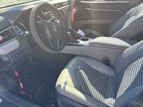 Used 2018 Toyota Camry L image 50