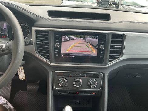 Used 2018 Volkswagen Atlas Launch Edition AWD/4WD image 20