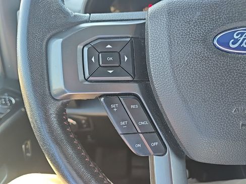 Used 2018 Ford F150 XLT w/ Equipment Group 302A Luxury AWD/4WD image 12