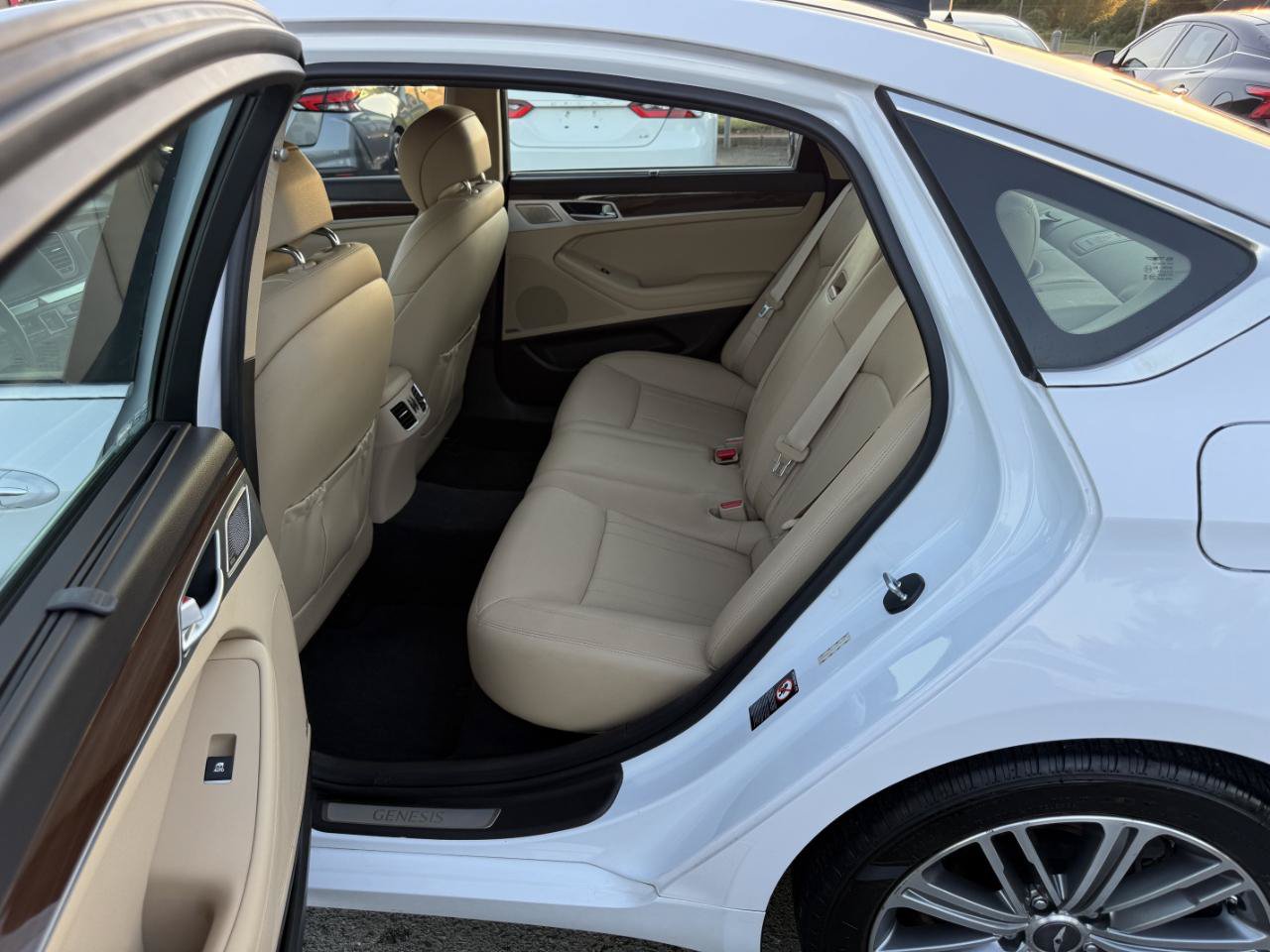 Used 2018 Genesis G80 3.8 w/ Option Group 02 RWD image 9