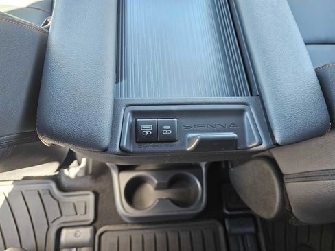 Used 2023 Toyota Sienna XSE w/ XSE Plus Package image 29