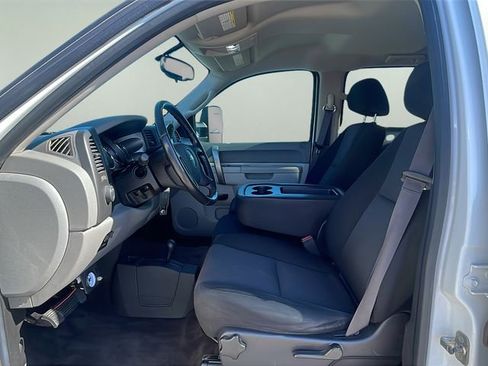 Used 2013 Chevrolet Silverado 2500 W/T image 21