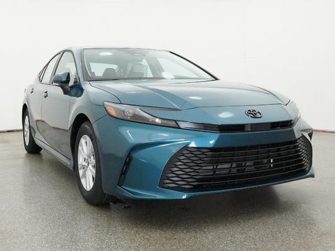 New 2026 Toyota Camry LE FWD image 30