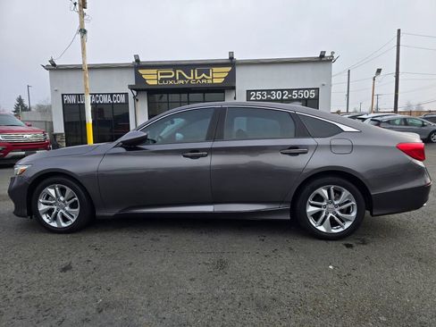 Used 2019 Honda Accord LX image 5