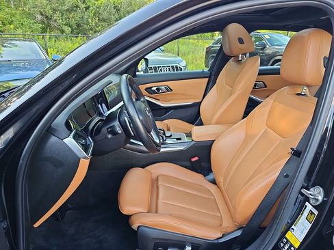 Used 2022 BMW 330i xDrive Sedan w/ Driving Assistance Package AWD/4WD image 10