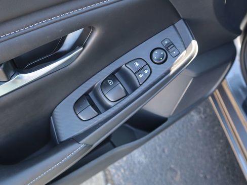 Used 2025 Nissan Sentra SV w/ All-Weather Package image 18