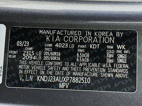 Used 2023 Kia Soul LX w/ Option Group 015 FWD image 12