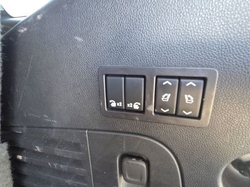 Used 2020 GMC Yukon SLT w/ Open Road Package image 26