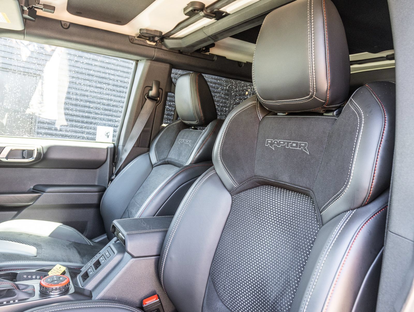 Used 2025 Ford Bronco Raptor w/ Interior Carbon Fiber Pack AWD/4WD image 5