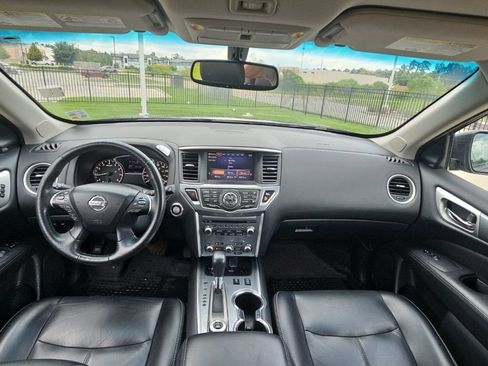 Used 2018 Nissan Pathfinder SL w/ SL Premium Package AWD/4WD image 27