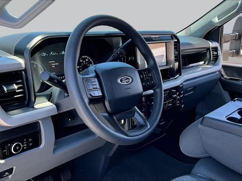 Used 2025 Ford F250 XL w/ STX Appearance Package AWD/4WD image 16