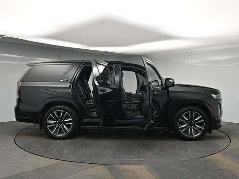 Used 2022 Cadillac Escalade Sport w/ Touring Package AWD/4WD image 56