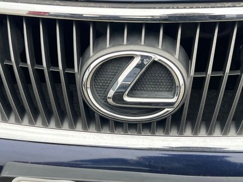 Used 2011 Lexus IS 250 w/ Premium Pkg Value Edition RWD image 13