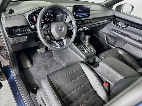 Used 2023 Honda CR-V Sport Touring image 8