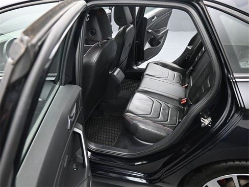 Used 2019 Volkswagen Jetta GLI Autobahn image 19