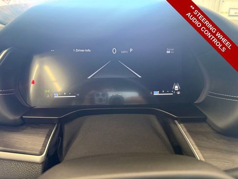 Used 2024 Jeep Grand Cherokee Limited w/ Black Appearance Package AWD/4WD image 19