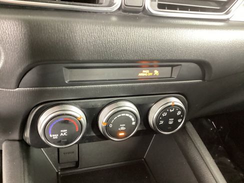 Used 2020 MAZDA CX-5 Sport image 25