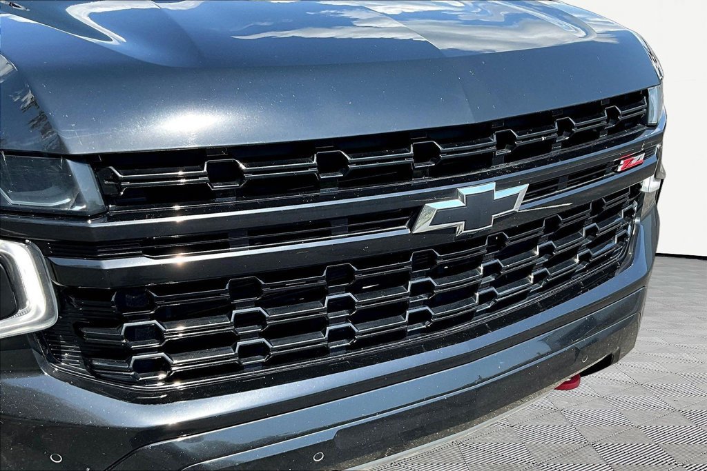Used 2024 Chevrolet Tahoe Z71 AWD/4WD image 35