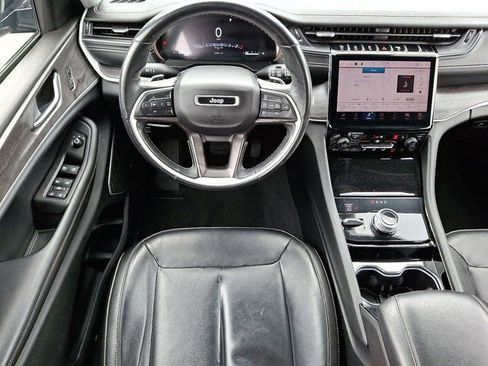 Used 2021 Jeep Grand Cherokee L Limited image 16