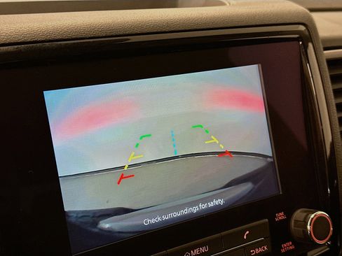 Used 2023 Nissan Frontier SV image 22